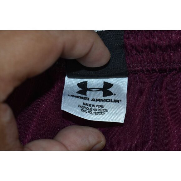 Under Armour Mens Shorts Size XXL Maroon Running Athletic Workout Pockets -Flaws - Picture 8 of 10